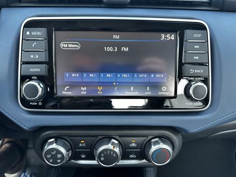 New 2025 Nissan Versa SV w/ Trunk Package image 28