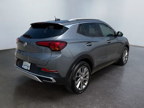 Used 2021 Buick Encore GX Essence w/ Advanced Technology Package FWD image 5