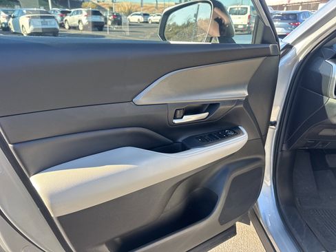 Certified 2025 Toyota Grand Highlander AWD Hybrid image 9