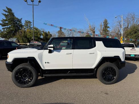 New 2025 GMC Hummer EV 2X image 2