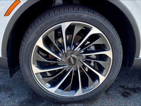 New 2025 Lincoln Aviator Reserve w/ Illumination Package image 12