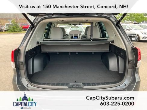 Used 2023 Subaru Forester Premium AWD/4WD image 9