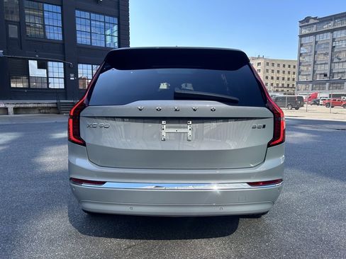 Certified 2025 Volvo XC90 B5 Plus image 12