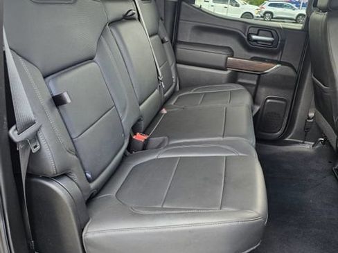 Used 2021 GMC Sierra 1500 SLT w/ X31 Off-Road Package AWD/4WD image 28