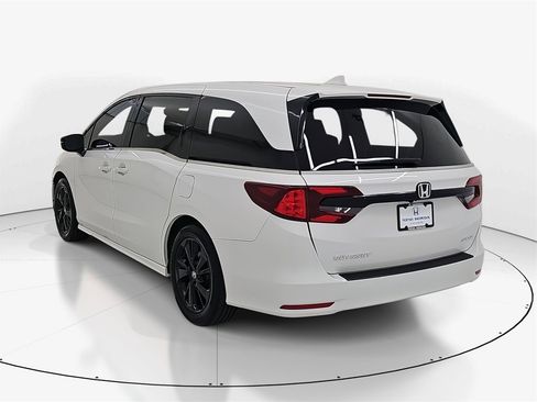 Used 2023 Honda Odyssey Sport image 8