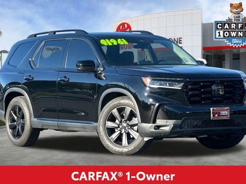 Used 2023 Honda Pilot Elite image 2