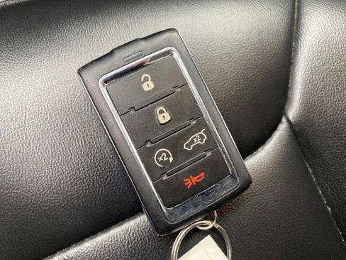 Used 2023 Jeep Grand Cherokee Limited image 22