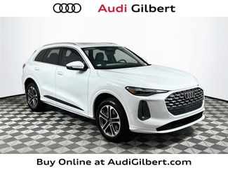 Certified 2025 Audi Q5 Premium w/ Convenience Package AWD/4WD video 1