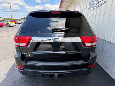 Used 2013 Jeep Grand Cherokee Laredo AWD/4WD image 5