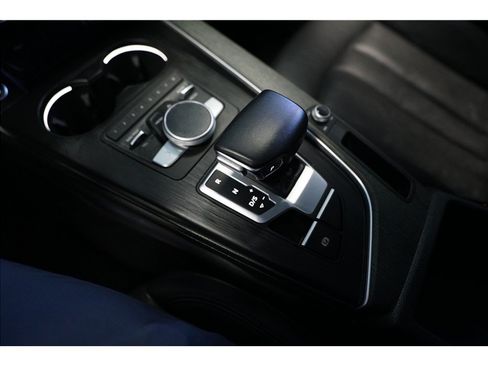 Used 2018 Audi A4 2.0T Premium Plus w/ Premium Plus Package AWD/4WD image 21