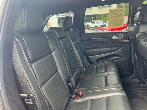 Used 2014 Jeep Grand Cherokee Overland w/ Advanced Technology Group AWD/4WD image 26