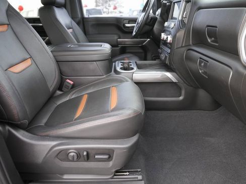 Used 2020 GMC Sierra 2500 AT4 w/ AT4 Premium Package image 19