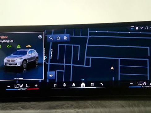 Used 2025 BMW X5 sDrive40i w/ Parking Assistance Package RWD image 65