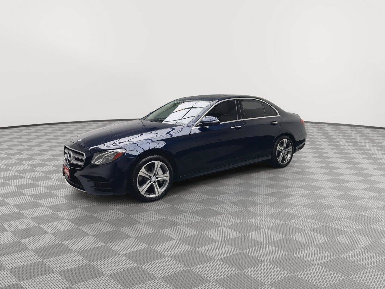 Used 2017 Mercedes-Benz E 300 4MATIC image 35