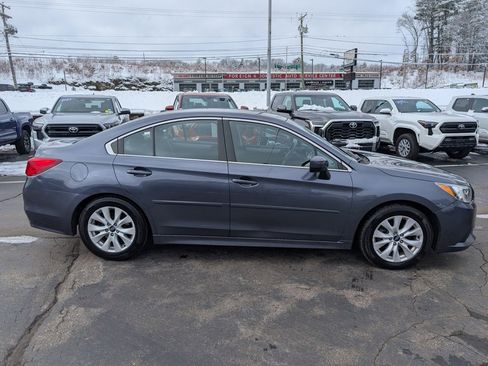 Used 2015 Subaru Legacy 2.5i Premium image 9