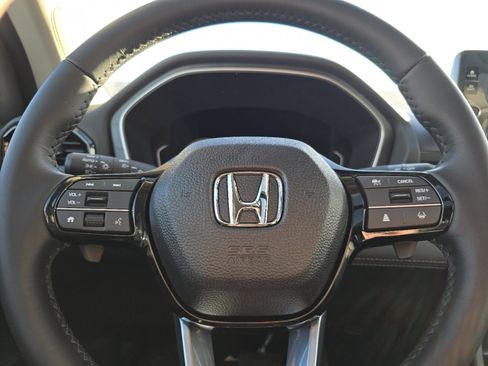 New 2025 Honda Pilot Touring image 28