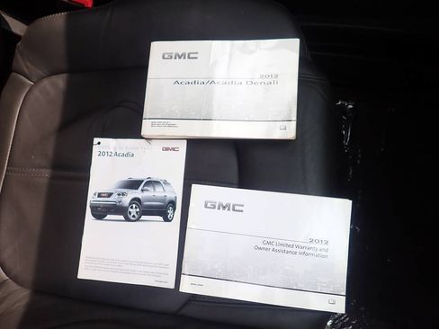 Used 2012 GMC Acadia SLT AWD/4WD image 24