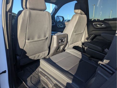 Used 2023 Chevrolet Tahoe Z71 w/ Luxury Package image 13