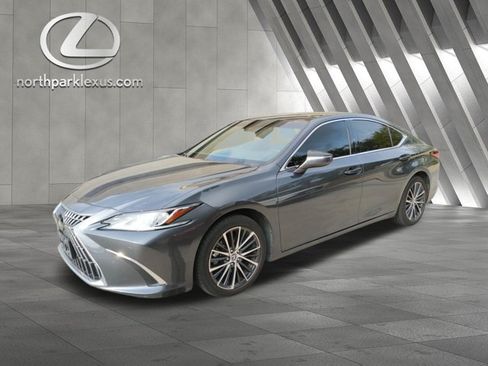 Used 2022 Lexus ES 350 w/ Premium Package FWD image 3