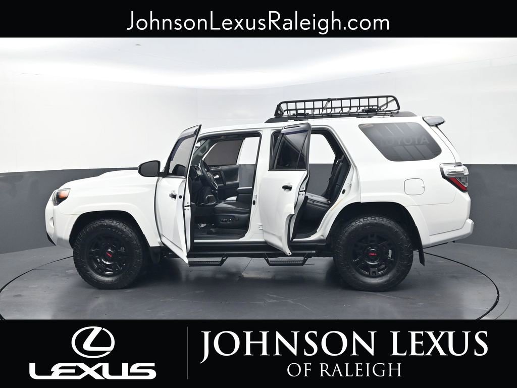 Used 2021 Toyota 4Runner Venture w/ Moonroof Package AWD/4WD image 35