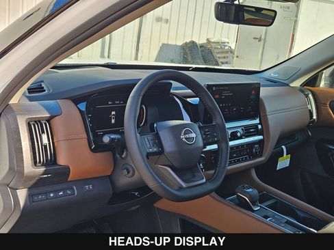 New 2026 Nissan Pathfinder Platinum w/ Accent Package FWD image 13