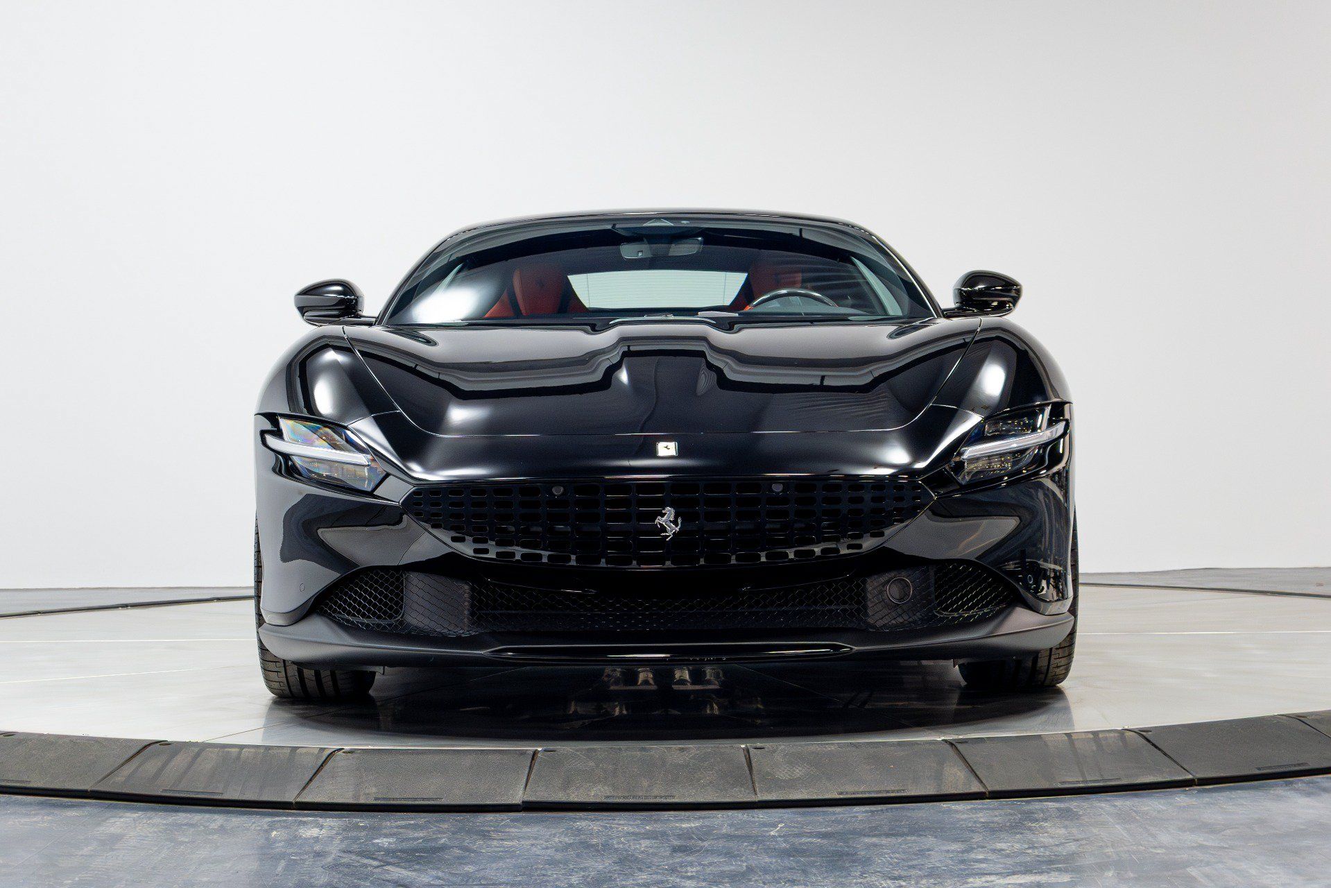 Used 2022 Ferrari Roma RWD image 45