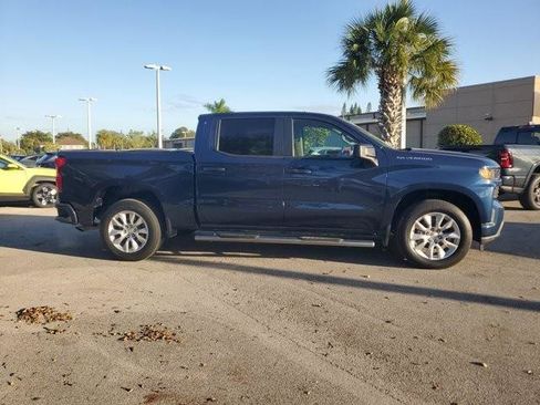 Used 2020 Chevrolet Silverado 1500 Custom w/ Custom Convenience Package image 4