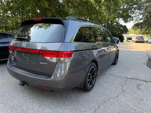Used 2015 Honda Odyssey Touring image 4