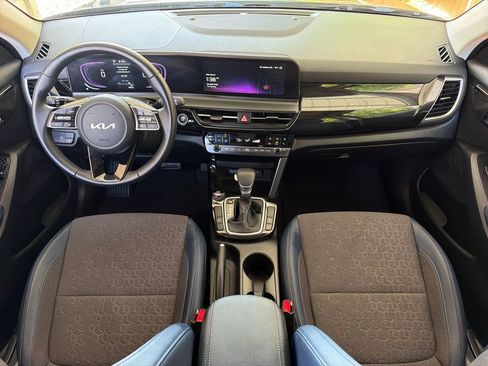 Used 2025 Kia Seltos S FWD image 23