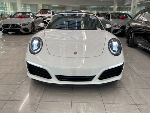 Used 2019 Porsche 911 Targa 4S image 4