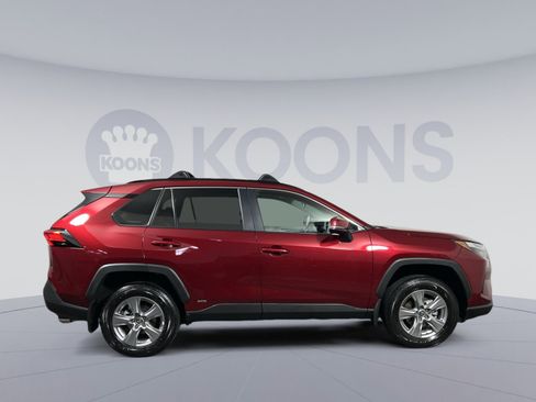 Used 2025 Toyota RAV4 XLE image 8