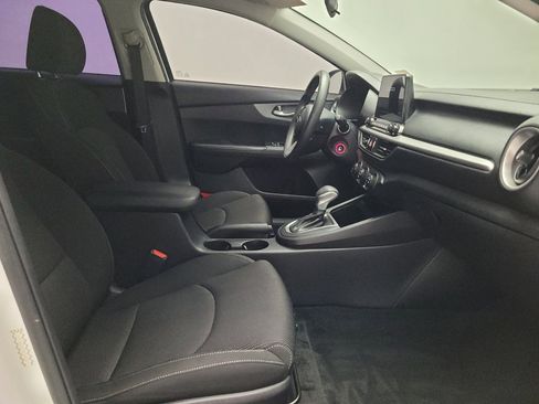 Used 2021 Kia Forte LXS FWD image 21
