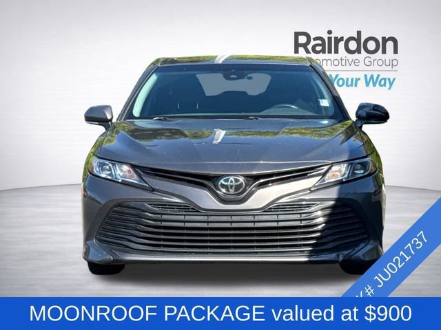 Used 2018 Toyota Camry LE w/ Moonroof Package FWD image 2