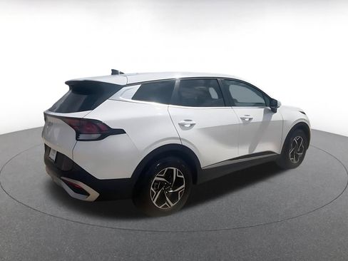 Used 2025 Kia Sportage LX image 14