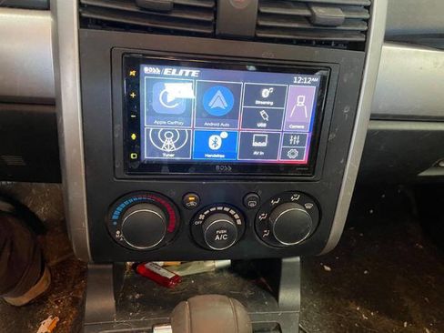 Used 2006 Mitsubishi Galant SE image 35