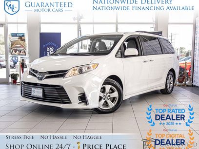 Used 2020 Toyota Sienna LE w/ LE Preferred Package