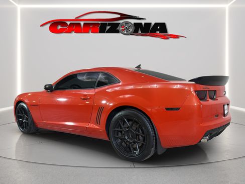 Used 2011 Chevrolet Camaro SS RWD image 10