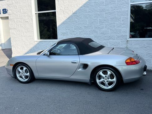 Used 2000 Porsche Boxster RWD image 4
