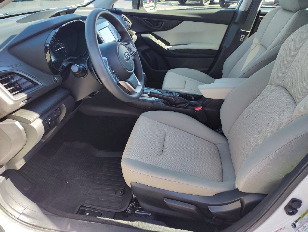 Used 2022 Subaru Impreza 2.0i Premium w/ Popular Package #3 AWD/4WD image 9