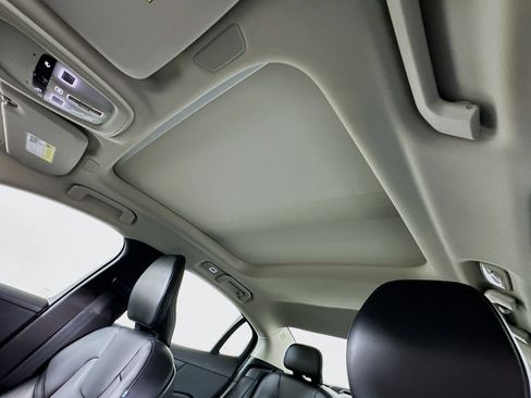 Used 2024 Volvo S60 B5 Core image 26