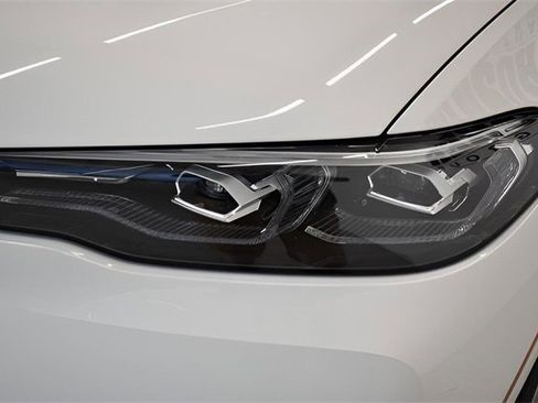 Used 2021 BMW X7 xDrive40i w/ Parking Assistance Package image 29