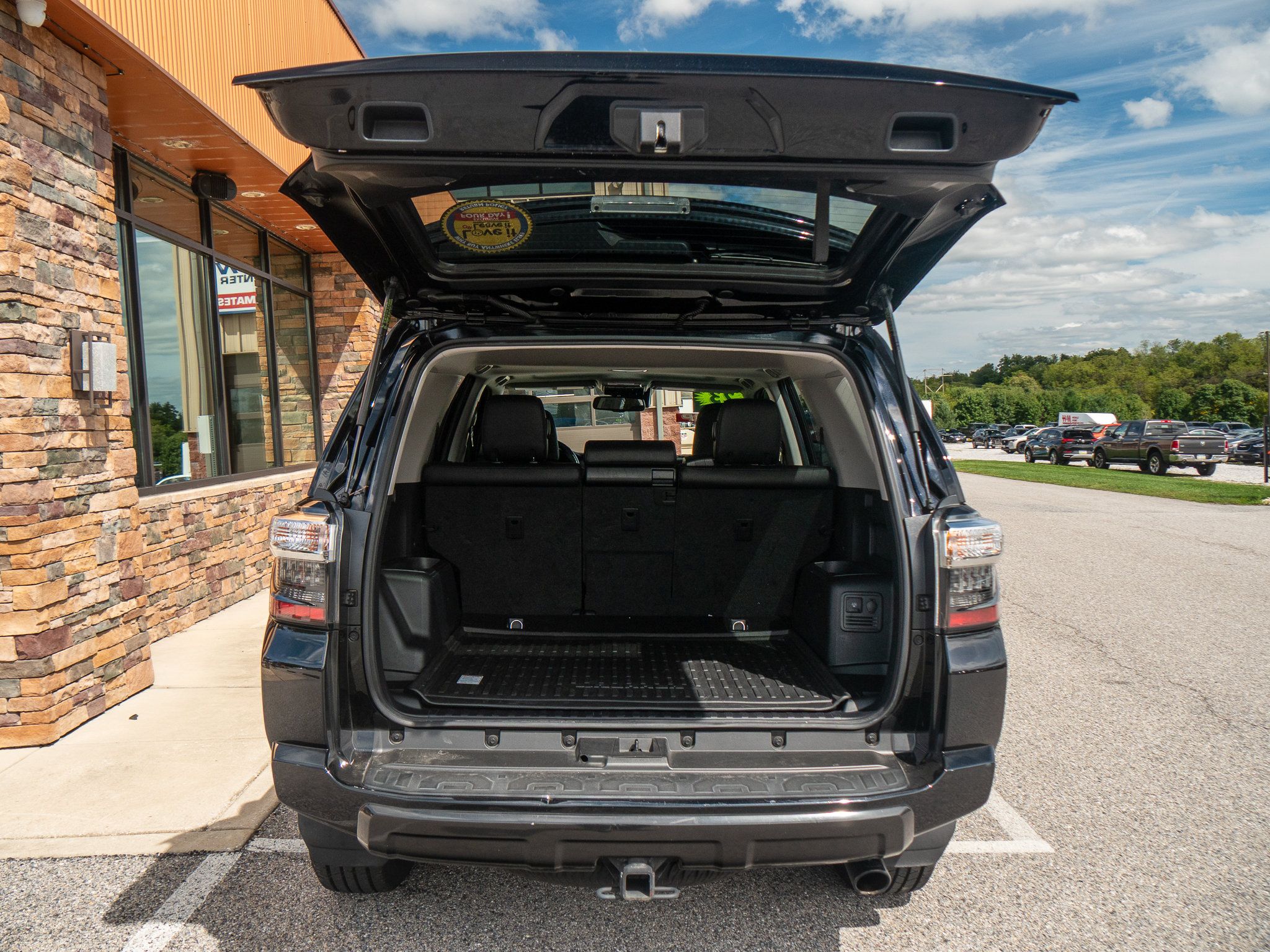Used 2023 Toyota 4Runner TRD Off-Road Premium w/ Moonroof Package AWD/4WD image 28