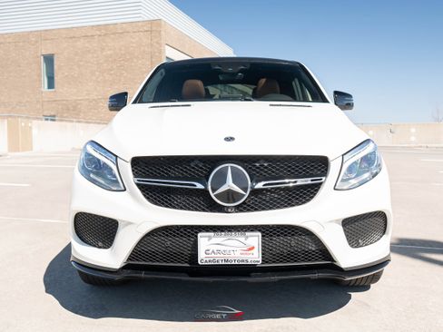 Used 2019 Mercedes-Benz GLE 43 AMG 4MATIC image 2