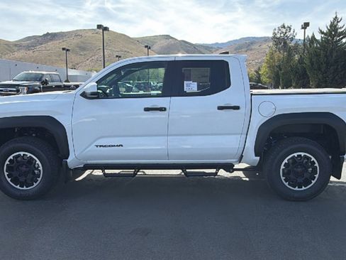 New 2026 Toyota Tacoma TRD Off-Road AWD/4WD image 6
