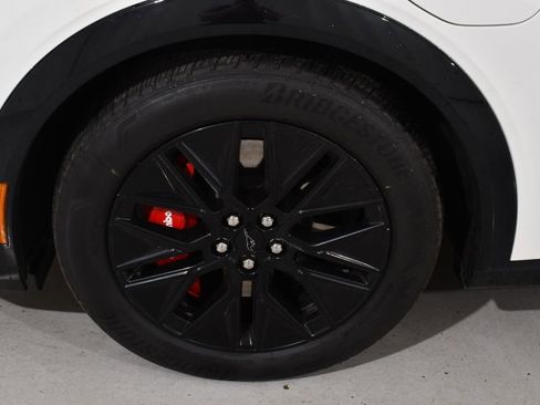 Used 2025 Ford Mustang Mach-E Premium w/ Sport Appearance Package AWD/4WD image 23