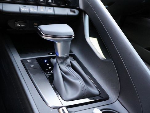 New 2025 Hyundai Elantra Sport image 38