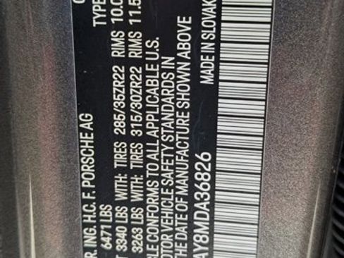 Used 2021 Porsche Cayenne Turbo image 18