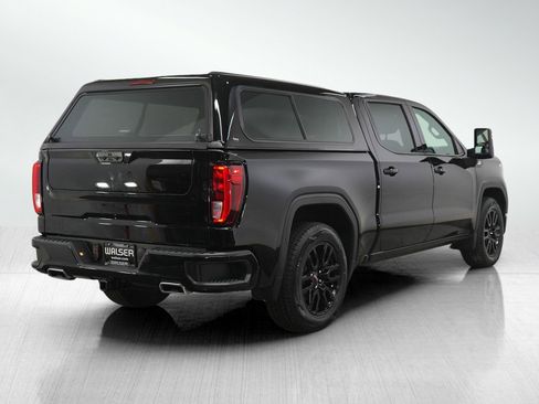 Used 2022 GMC Sierra 1500 Elevation w/ X31 Off-Road Package AWD/4WD image 5