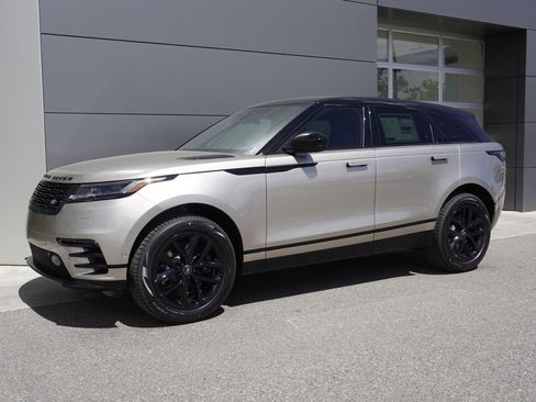 New 2026 Land Rover Range Rover Velar Dynamic SE AWD/4WD image 3