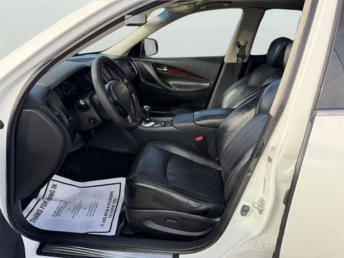 Used 2017 INFINITI QX50 AWD w/ Premium Plus Package image 11